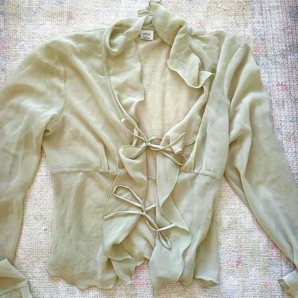 Aritzia Green Ruffle Blouse - Picture 2 of 4